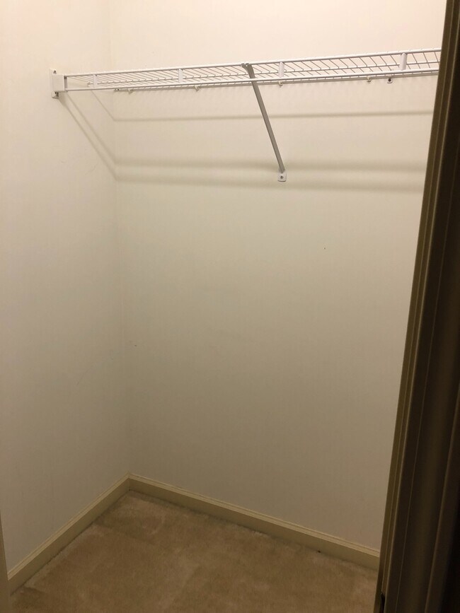 Building Photo - Townhome For Rent in Edenton Subdivision! ...