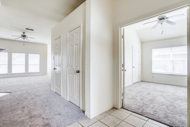 Building Photo - 7740 Summerbrook Cir