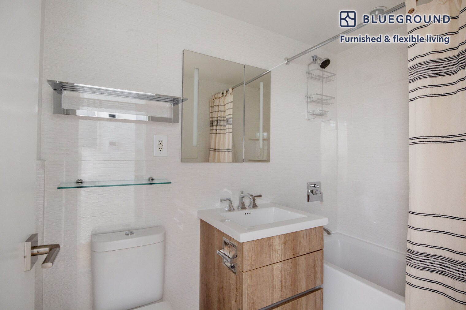 Building Photo - 123 E 54th St