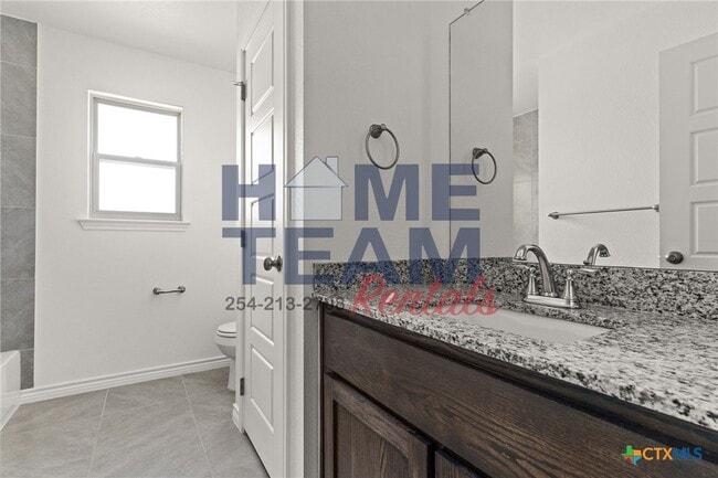 Building Photo - 305 Agua Chiquita Ct