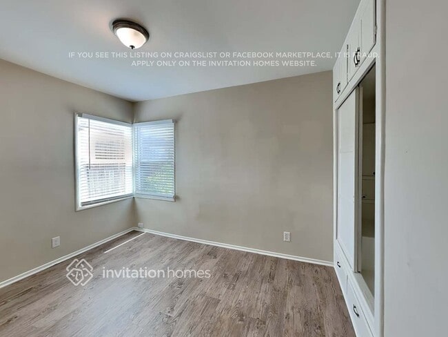 Building Photo - 18147 Archwood St