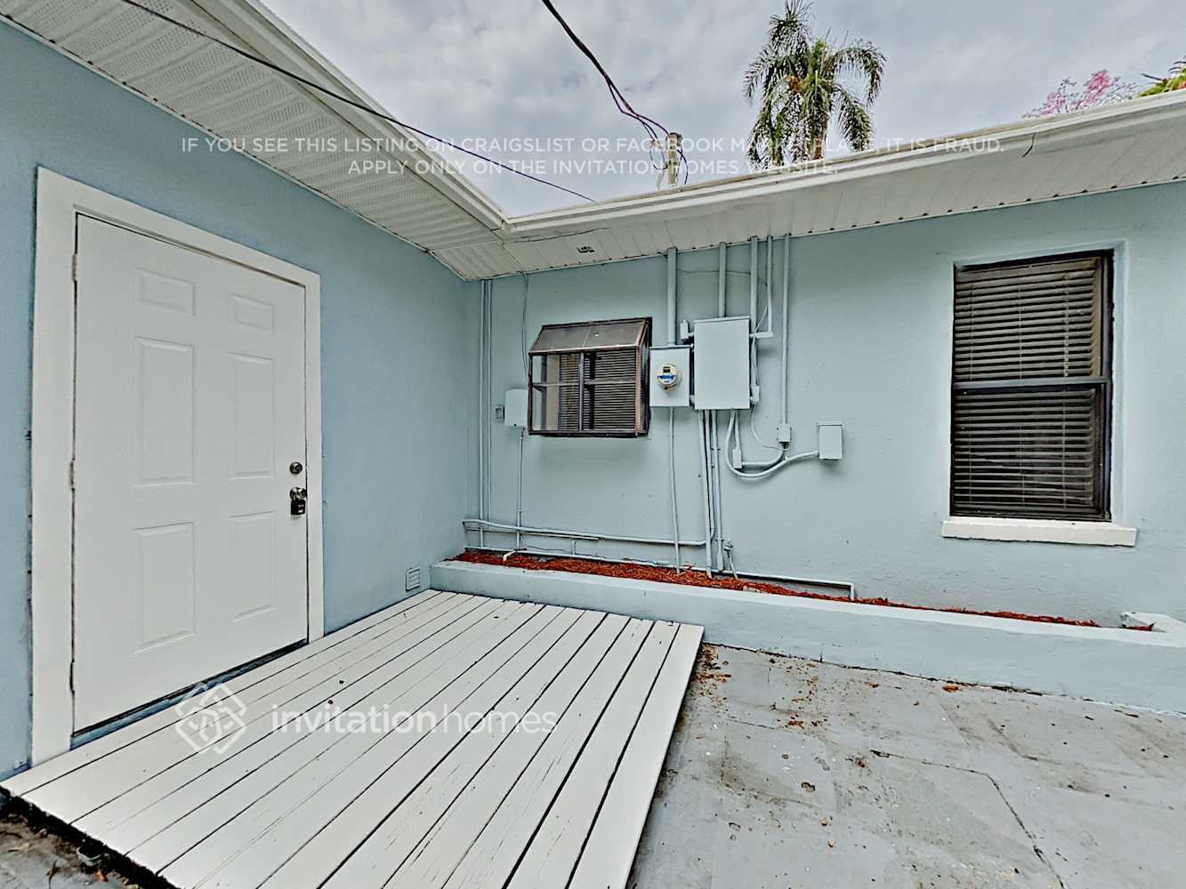 Building Photo - 807 35th St W