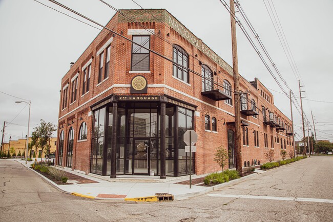 Building Photo - 401 NW 2nd St