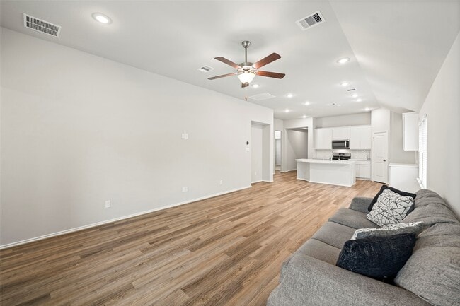 Building Photo - 12918 Catfish River Ct