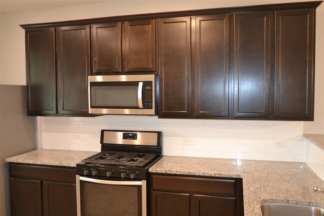 Building Photo - 8435 Chesney Trl