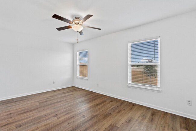 Building Photo - 15254 Bufflehead Crk