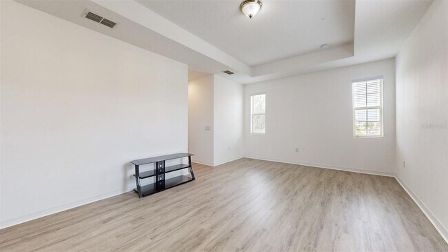 Building Photo - 14315 Swanley St