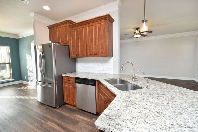 Building Photo - 4 Bedroom Near Fort Eisenhower