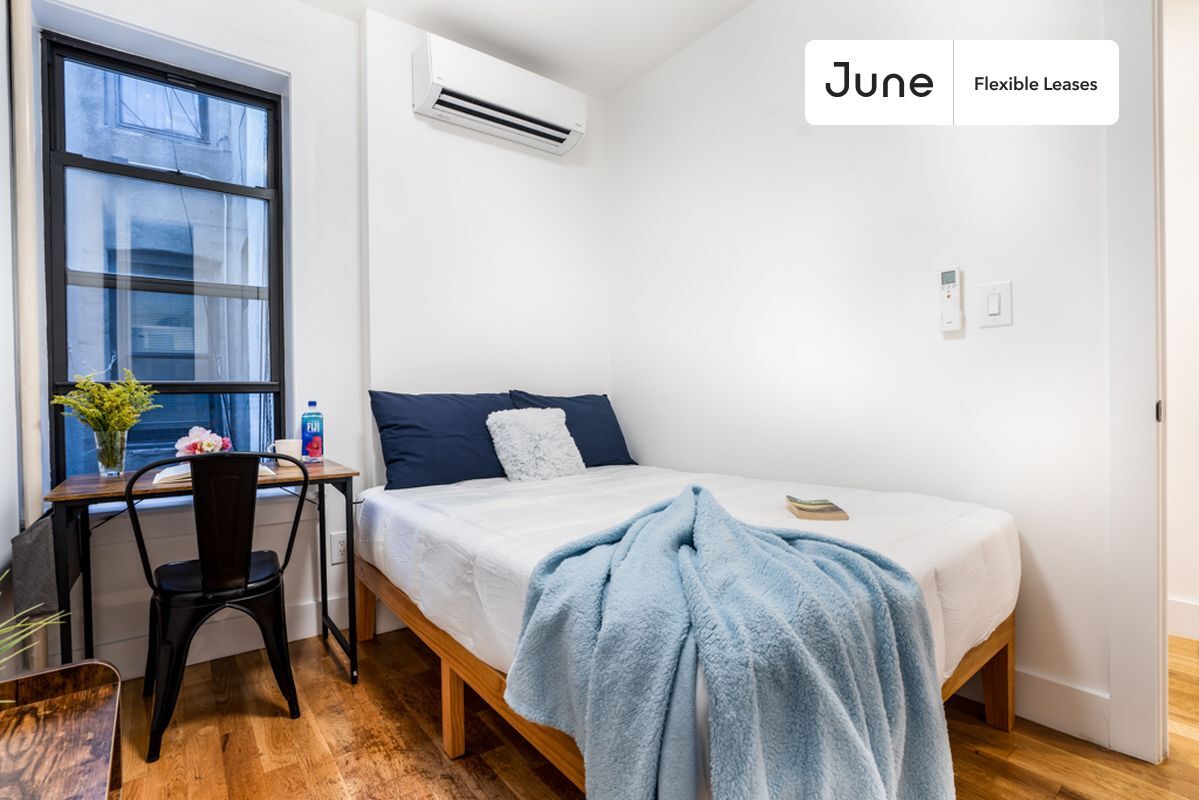 Building Photo - Enchanting ROOM at The Seneca House