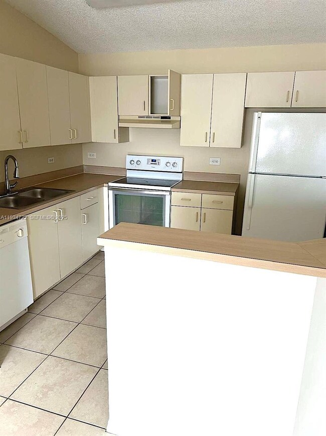 Building Photo - 3690 N 56th Ave