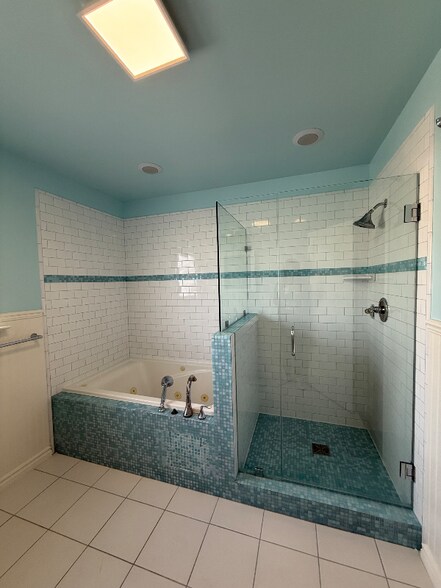 Building Photo - 102 Werner Ave