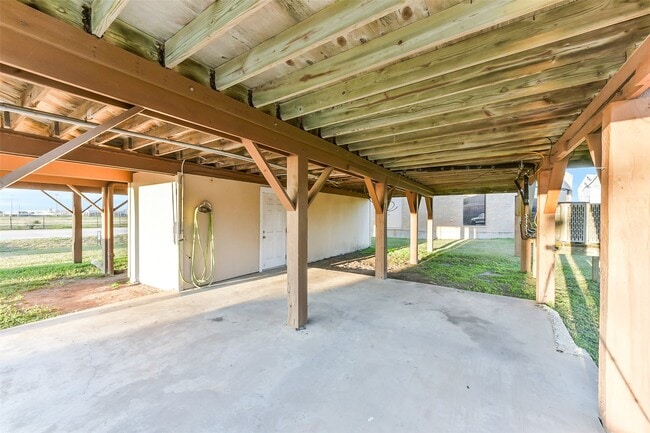 Building Photo - 3602 Alice St