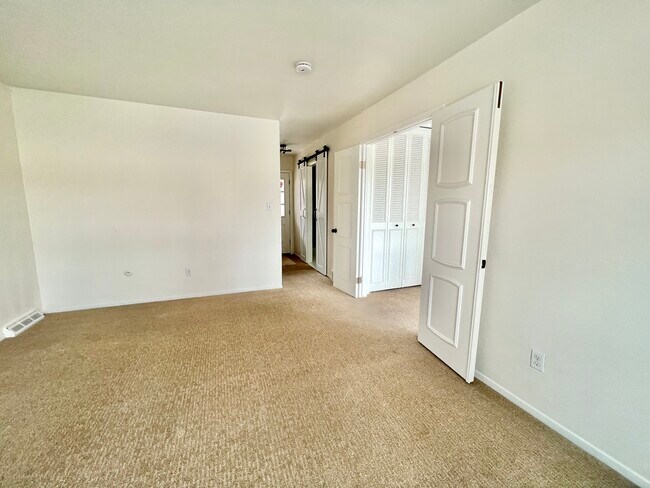 Master Bedroom - 3268 S Oneida Way