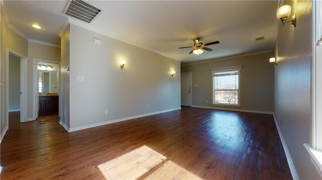 Building Photo - 6904 Appomattox Dr