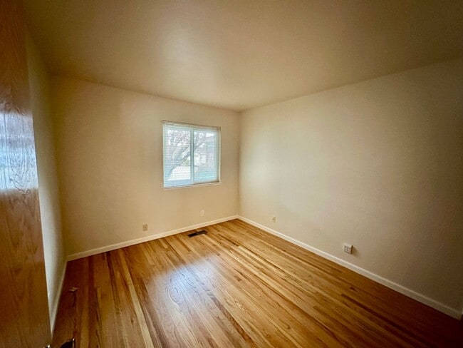 Building Photo - Single Story with Cupertino Schools