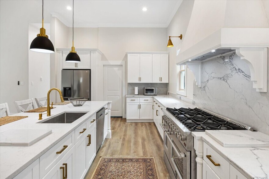 Building Photo - 2522 Park Row Ave