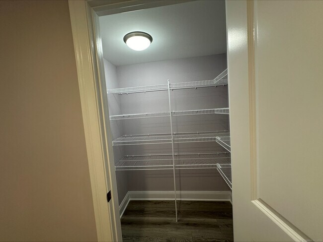 Building Photo - 269 Purdy Hill Rd