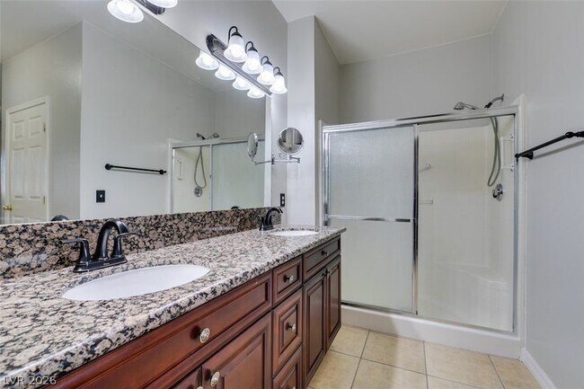 Building Photo - 10245 S Maryland Pkwy