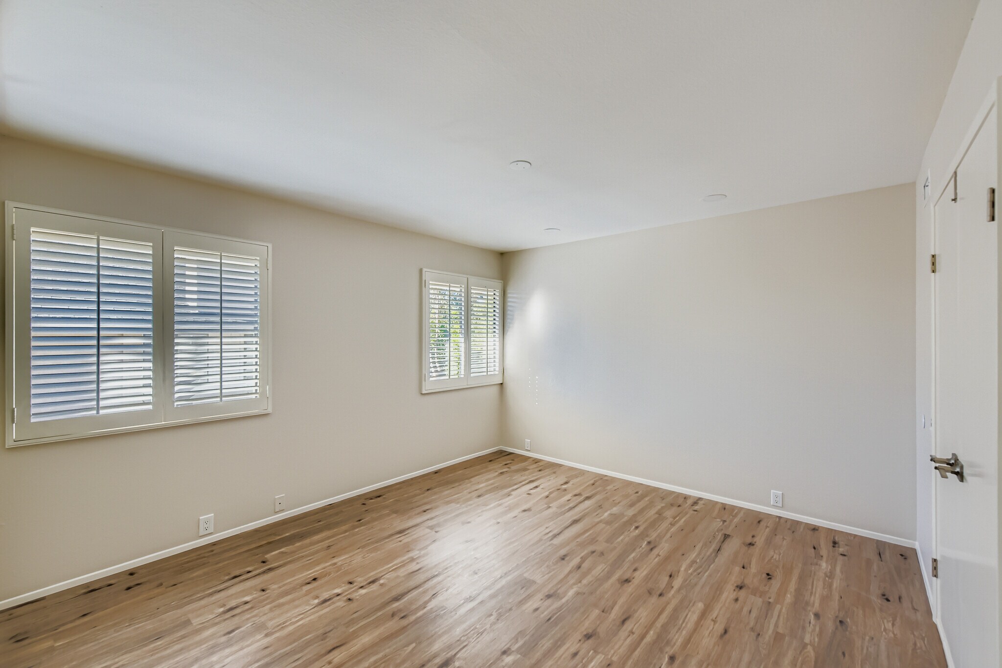 Primary bedroom - 7962 Camino Tranquilo