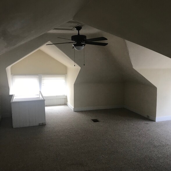 3rd Floor Bedroom - 3530 Shaw Ave