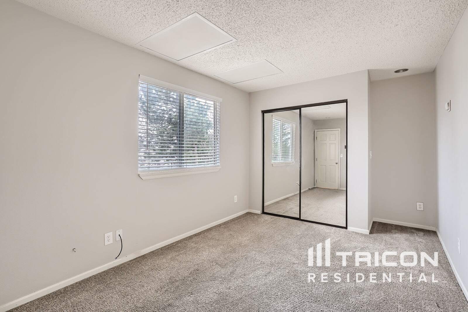 Building Photo - 5152 S Quintero St