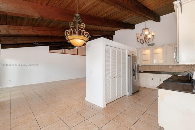 Building Photo - 9022 SW 78th Pl