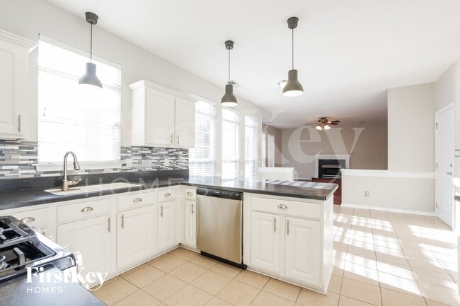 Building Photo - 13811 Hatton Cross Dr