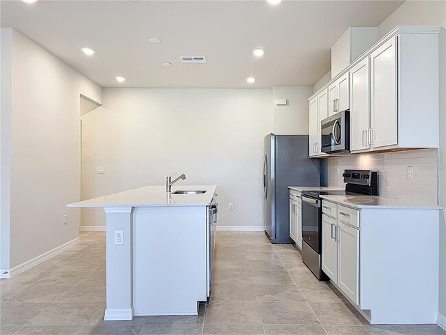 Building Photo - 6322 Tabebuia Pkwy