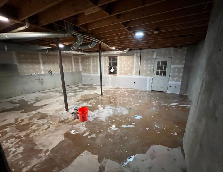 Building Photo - 1811 Milford Creek Ct SW