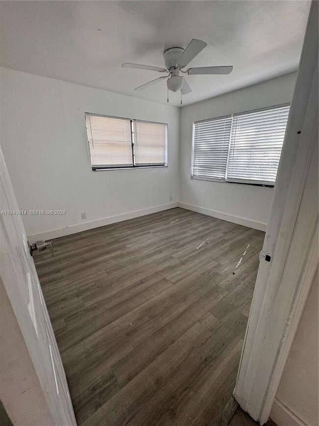 Building Photo - 5721 SW 41st St