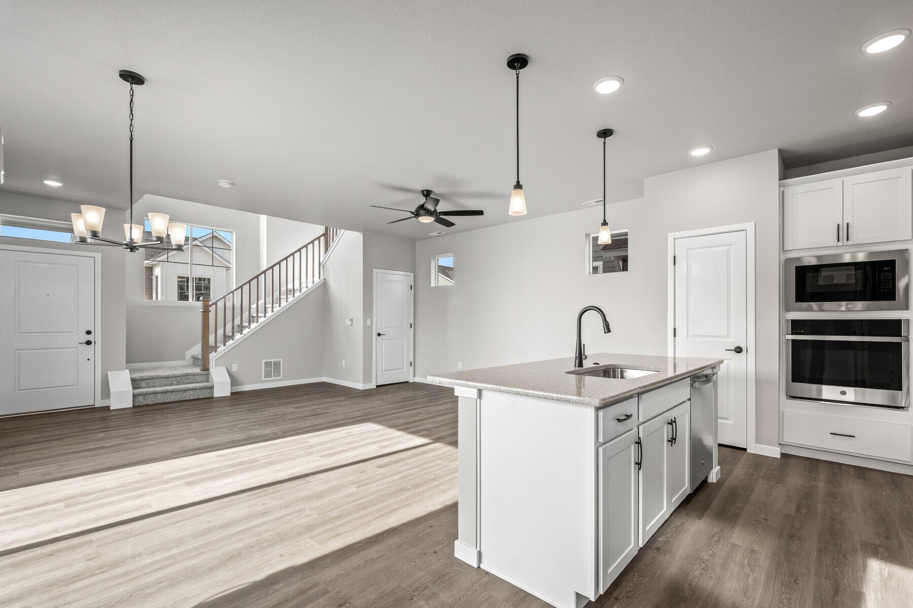 Building Photo - 6395 Laud Pt