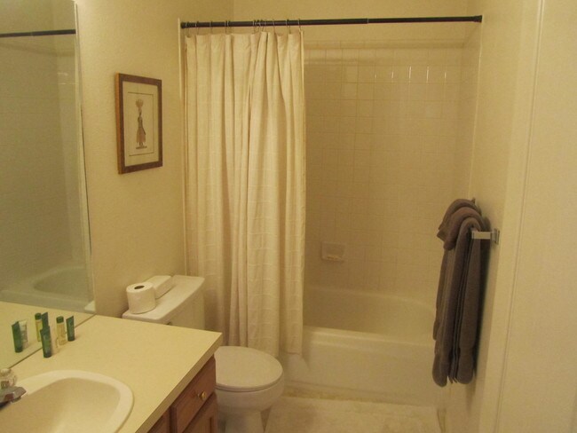 2nd Bathroom - 10753 Jordan Ct