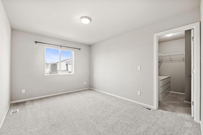 Building Photo - Better Than New Yelm Home with A/C, Walk-In Pantry, Garden Beds & Neighborhood Playground!