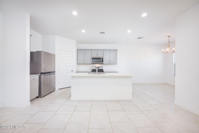 Building Photo - 12490 W Gini Ln