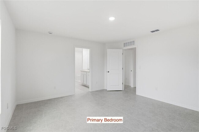 Building Photo - 3418 20th St SW