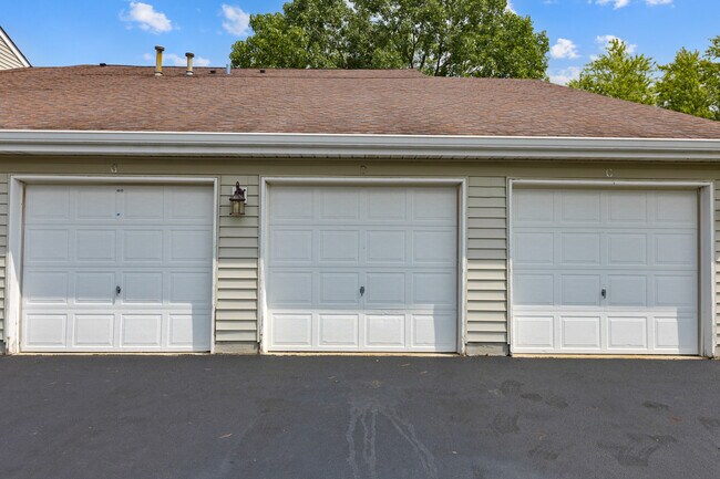 Building Photo - 86 Gant Cir