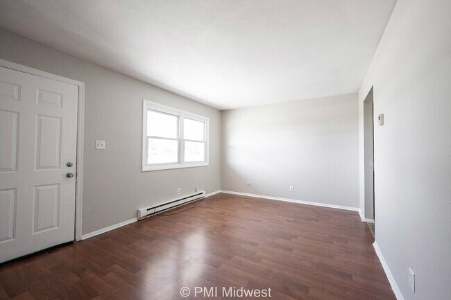 Building Photo - "Charming 2-Bedroom Retreat in New Palestine - 800 Sq Ft of Comfort!"