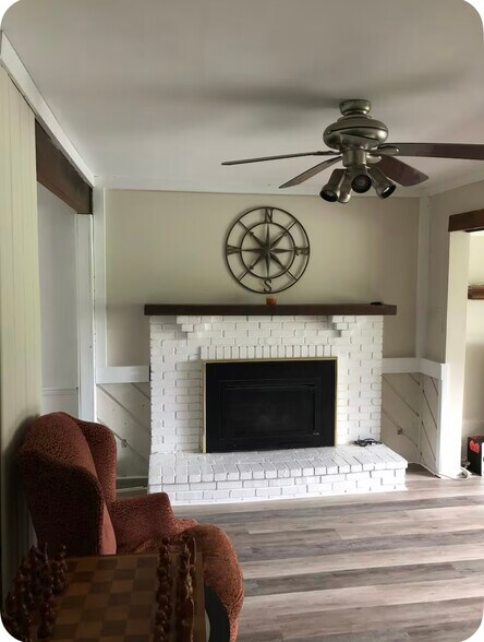 Building Photo - 952 Magothy Ave