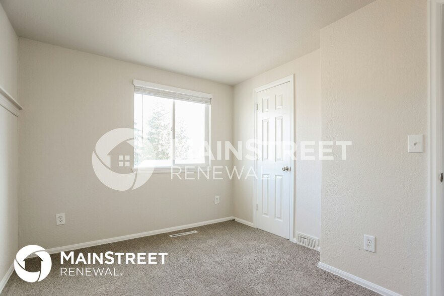 Building Photo - 6320 W 95th Ave