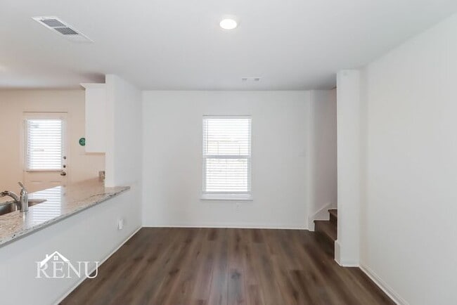 Building Photo - Coming Soon!