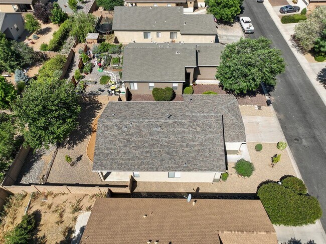 Building Photo - 6461 E Kilkenny Pl