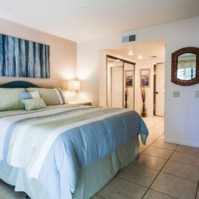 Building Photo - Stylish Palm Springs Oasis with Private Po...