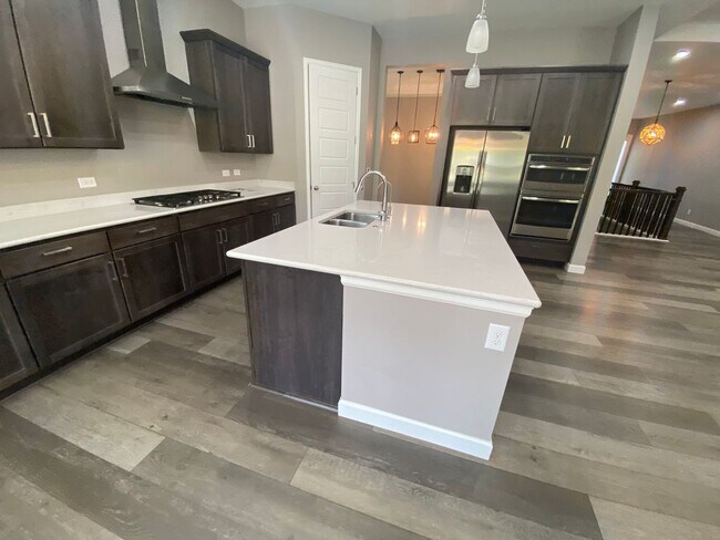 Building Photo - Incredible Home in Parker