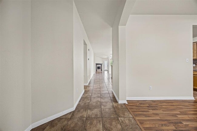 Building Photo - 11612 Timber Heights Dr