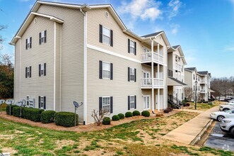 Building Photo - Eastside Location- 2 bedroom 2 bath Condo ...