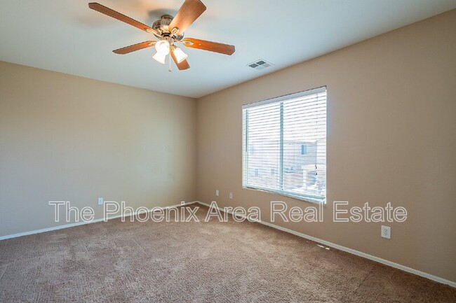 Building Photo - 44299 W Oster Dr