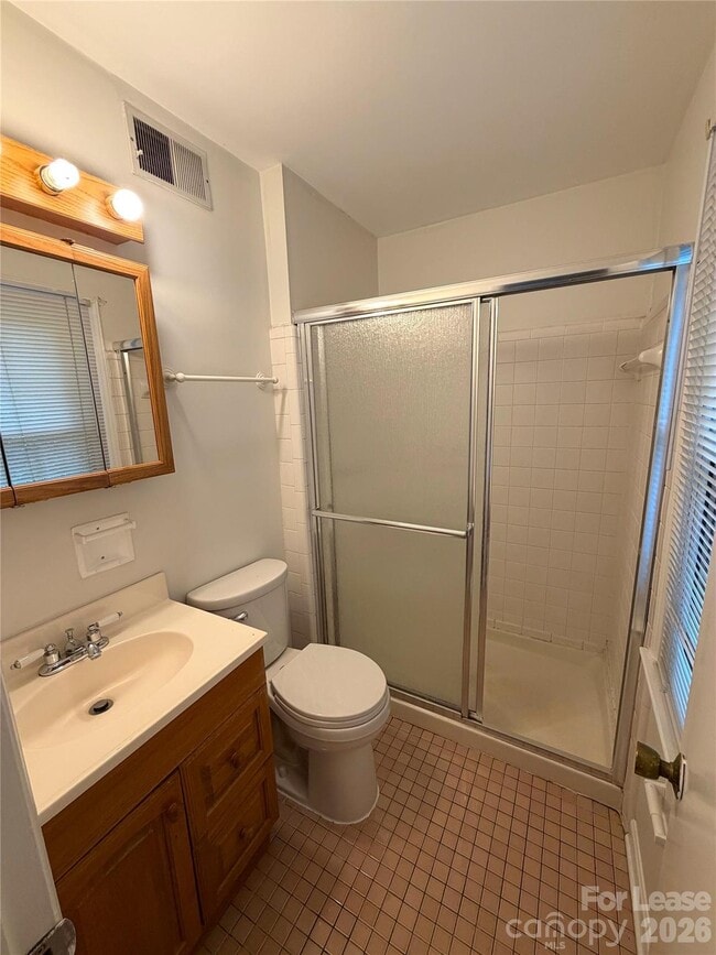 Building Photo - 5016 Vescova Ct