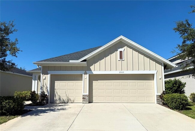 Primary Photo - 2909 Deerberry Ln