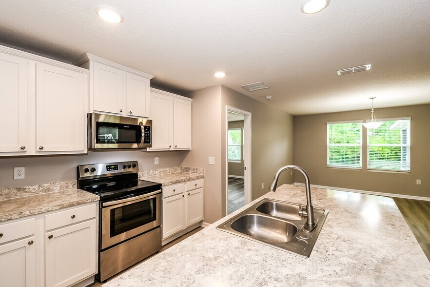 Building Photo - 3507 Twin Falls Dr