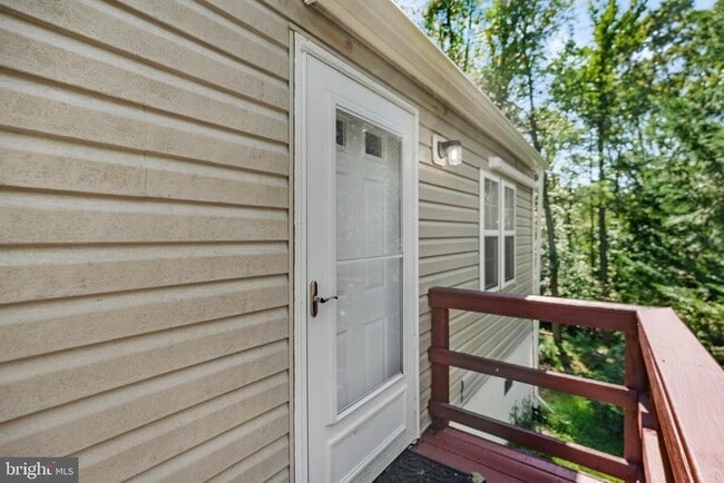 Building Photo - 38426 Laurel Ridge Ct
